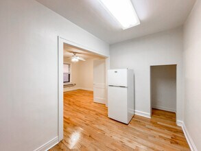 545 W Wellington Ave in Chicago, IL - Building Photo - Building Photo