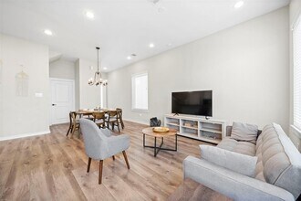 6713 Parker Grv Ln in Houston, TX - Building Photo - Building Photo