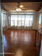 183 Sherman Dr Cir in Interlachen, FL - Building Photo - Building Photo