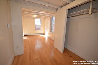 232 Cambridge St, Unit 8 in Boston, MA - Building Photo - Building Photo