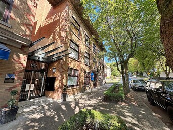 1477 15th Av W in Vancouver, BC - Building Photo - Building Photo