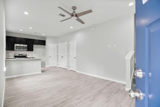 15629 Holly Dr in Montgomery, TX - Building Photo - Building Photo
