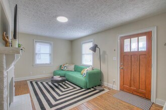 1609A Cahal Ave in Nashville, TN - Building Photo - Building Photo
