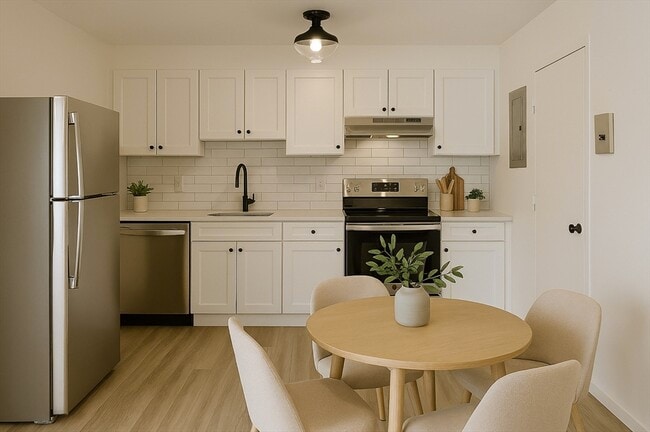 31 Vine St in Weymouth, MA - Building Photo - Building Photo