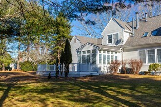 85 Sheep Farm Dr in East Greenwich, RI - Building Photo - Building Photo