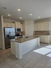 817 Holbrook Rd, Unit 811W in Springtown, TX - Foto de edificio - Building Photo