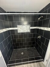 4330 W Lexington St, Unit First level in Chicago, IL - Building Photo - Building Photo