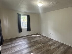 619 Texas Hollow Rd in Salem, VA - Building Photo - Building Photo