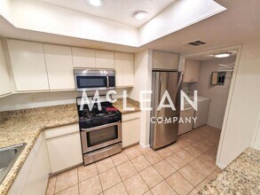 35200 Cathedral Canyon Dr in Cathedral City, CA - Building Photo - Building Photo