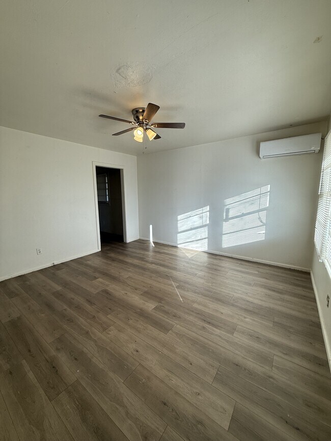 105 N Avenue U in Lubbock, TX - Building Photo - Building Photo