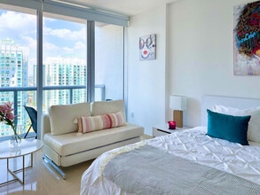 485 Brickell Ave in Miami, FL - Building Photo - Building Photo