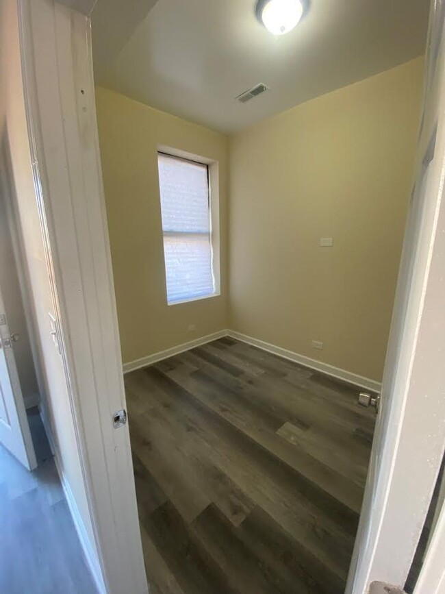 1434 W Flournoy St in Chicago, IL - Building Photo - Building Photo