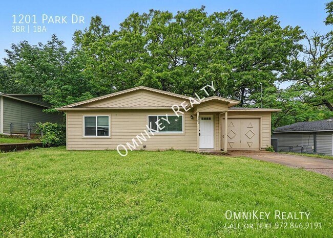 property at 1201 Park Dr