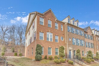 2516 Baldwin Cres NE in Washington, DC - Foto de edificio - Building Photo