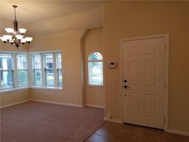 701 Meadowbrook Ln in Mansfield, TX - Building Photo