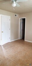 607 N 20th St in Killeen, TX - Foto de edificio - Building Photo