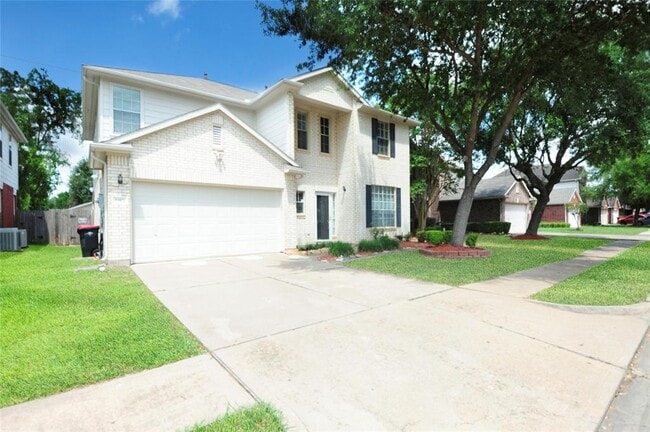 9307 Floral Crest Dr in Houston, TX - Building Photo - Building Photo