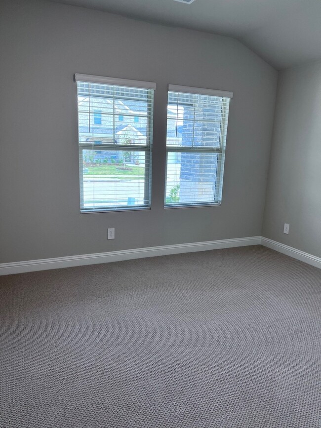 property at 601 Huntley Dr