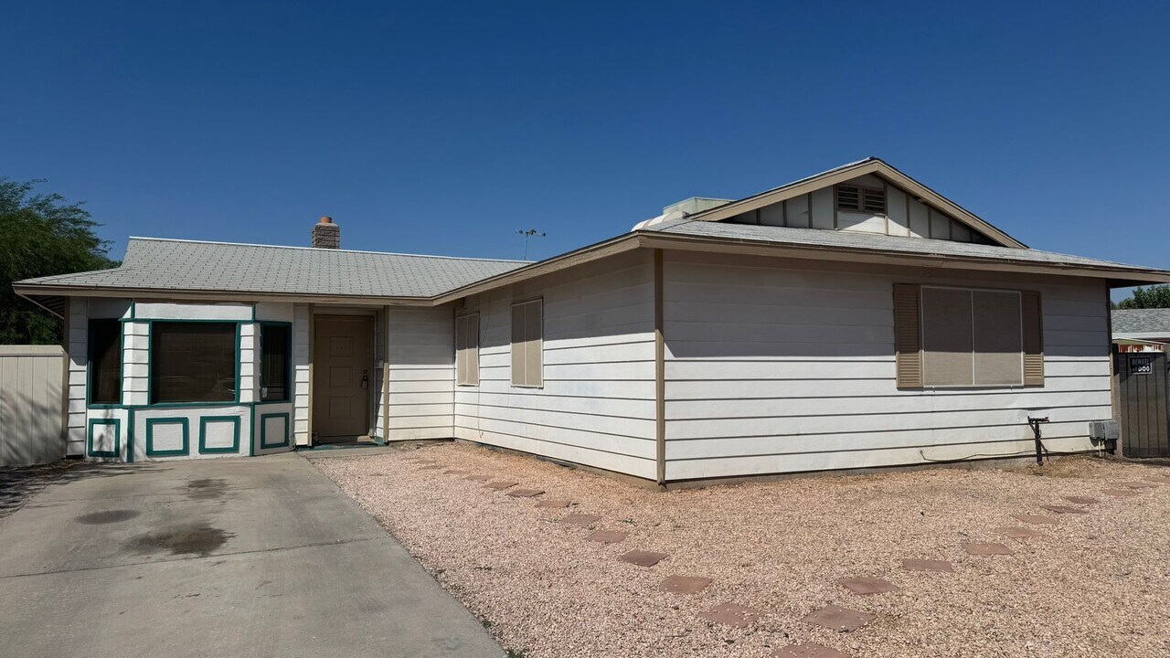 4745 E Lana Dr in Las Vegas, NV - Building Photo