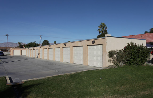 Santa Fe West Apartments in Indio, CA - Building Photo - Building Photo