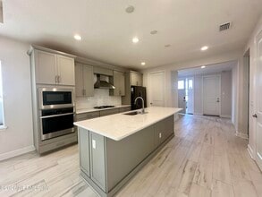 10219 Innovation Way in Jacksonville, FL - Building Photo - Building Photo