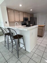 7314 Laura Ln in Los Angeles, CA - Building Photo - Building Photo