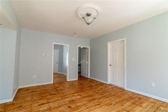 34 Williams St in New London, CT - Building Photo - Building Photo