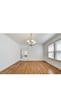 8142 S Sangamon St, Unit APT 2F in Chicago, IL - Foto de edificio - Building Photo