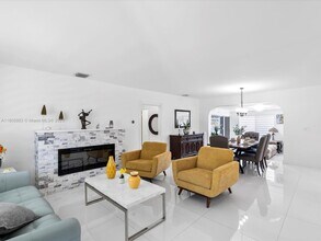 1280 NE 137th Terrace in North Miami, FL - Building Photo - Building Photo
