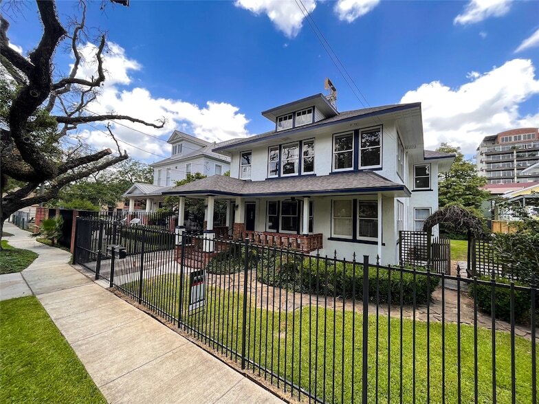 304 Sul Ross St in Houston, TX - Building Photo