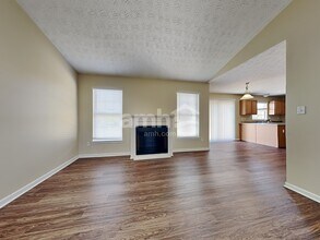 5433 Fairford Ct in Dayton, OH - Building Photo - Building Photo