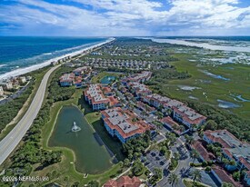 215 S Ocean Grande Dr in Ponte Vedra Beach, FL - Building Photo