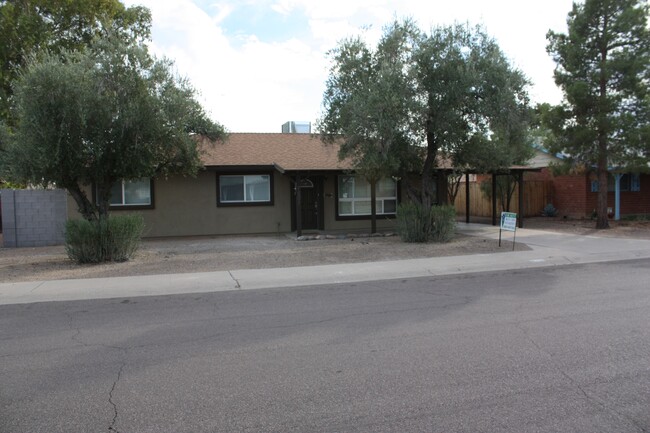 property at 7501 E Hubbell St