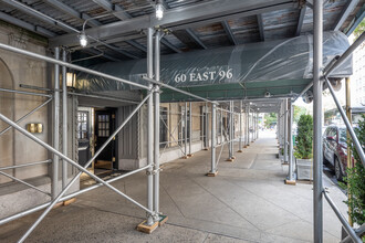 60 E 96th St in New York, NY - Building Photo - Building Photo