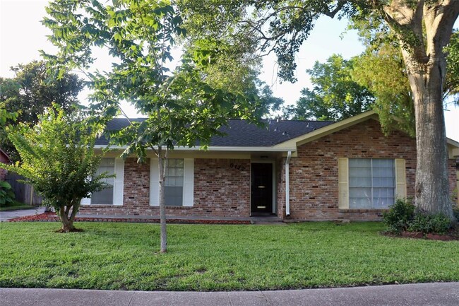 property at 6122 Heatherbrook Dr