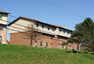 Rolling Meadow Village in Ripley, WV - Building Photo - Building Photo