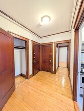 7 Linnaean St, Unit 10 in Cambridge, MA - Building Photo - Building Photo