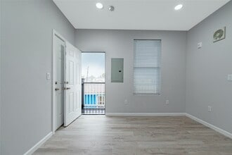 805 Avenue K in Galveston, TX - Building Photo - Building Photo