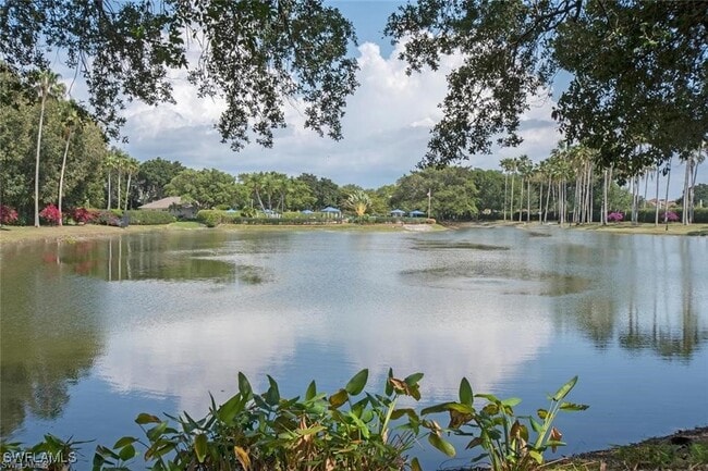 property at 6617 Ilex Cir