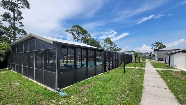 22291 Westchester Blvd, Unit 508 in Port Charlotte, FL - Foto de edificio - Building Photo