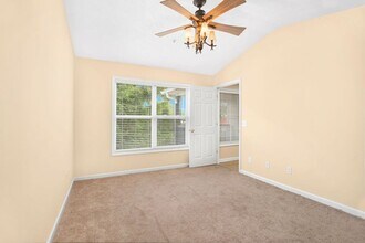 1114 S College St in Auburn, AL - Building Photo - Building Photo