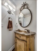 320 Old Hickory Blvd in Nashville, TN - Foto de edificio - Building Photo