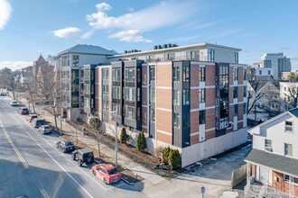 533 Cambridge St in Boston, MA - Building Photo - Building Photo