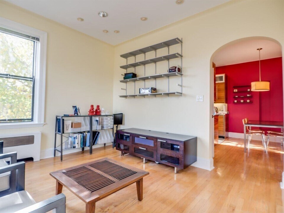 457 Jersey Ave-Unit -4F in Jersey City, NJ - Building Photo