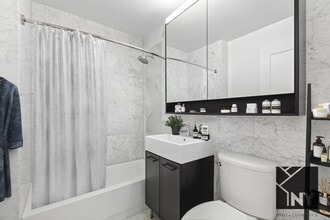 3 Hanover Square in New York, NY - Building Photo - Building Photo