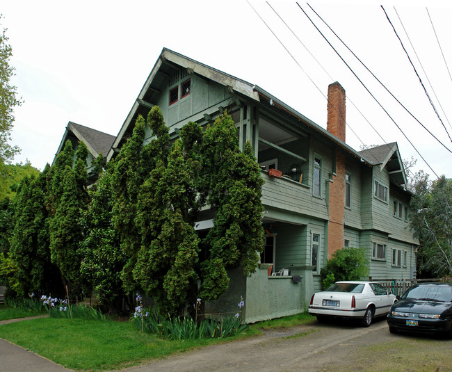 856 Lincoln St in Eugene, OR - Building Photo - Building Photo