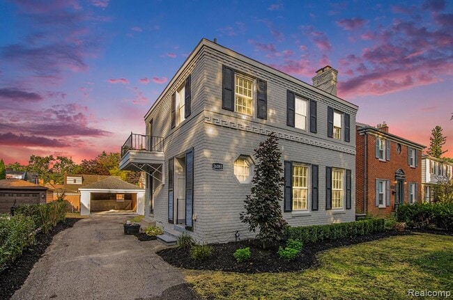 26085 Humber St in Huntington Woods, MI - Building Photo - Building Photo