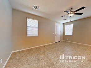 12564 W Lindbergh Dr in Peoria, AZ - Building Photo - Building Photo
