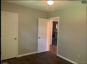 727 N Fisher St in Burlington, NC - Building Photo - Building Photo