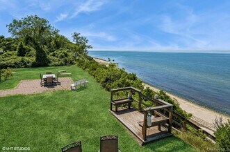 4630 Blue Horizon Bluffs in Peconic, NY - Building Photo - Building Photo